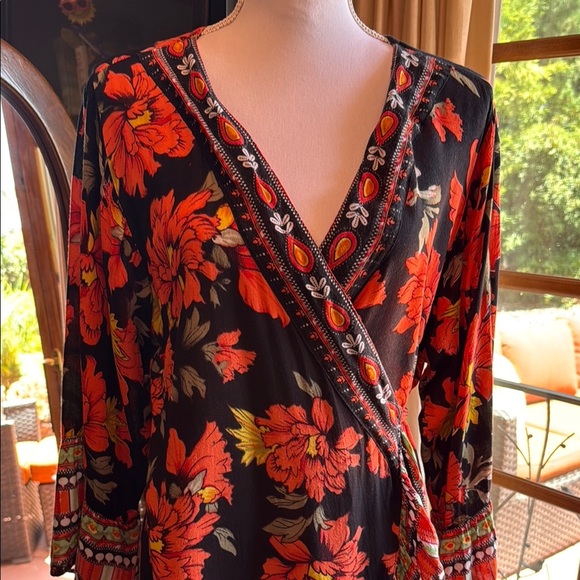 Vibrant Red and Orange Midi Dress - Picture 2 of 9